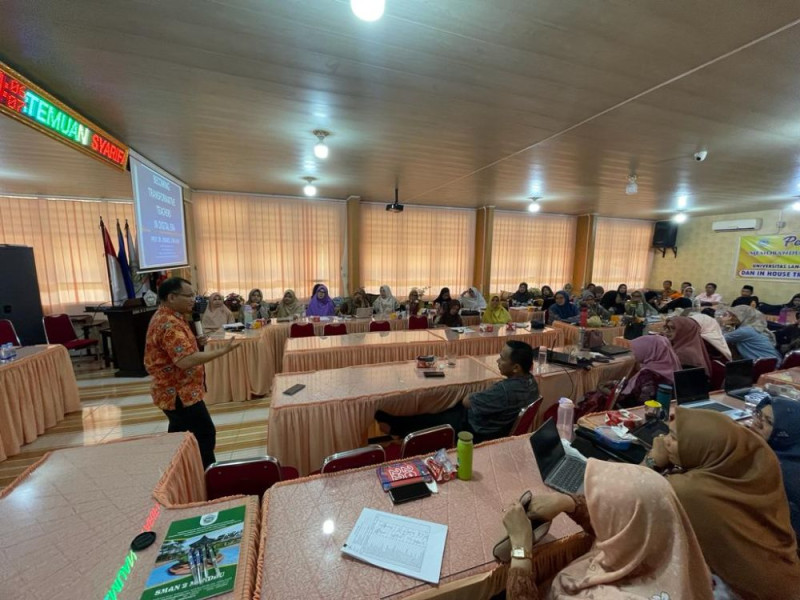 SMAN 2 Mandau Bengkalis Teken MoU dengan Unilak