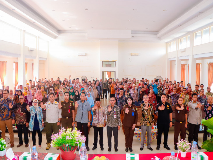 Diikuti Seluruh Kepala Sekolah, Disdik Kampar Gelar Sosialisasi Pencegahan Pungli, Gratifikasi dan KKN