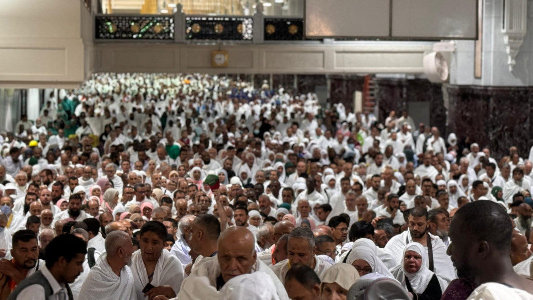 Masjidil Haram Padat, Jamaah Diimbau Salat di Hotel dan Masjid Sekitar Hotel