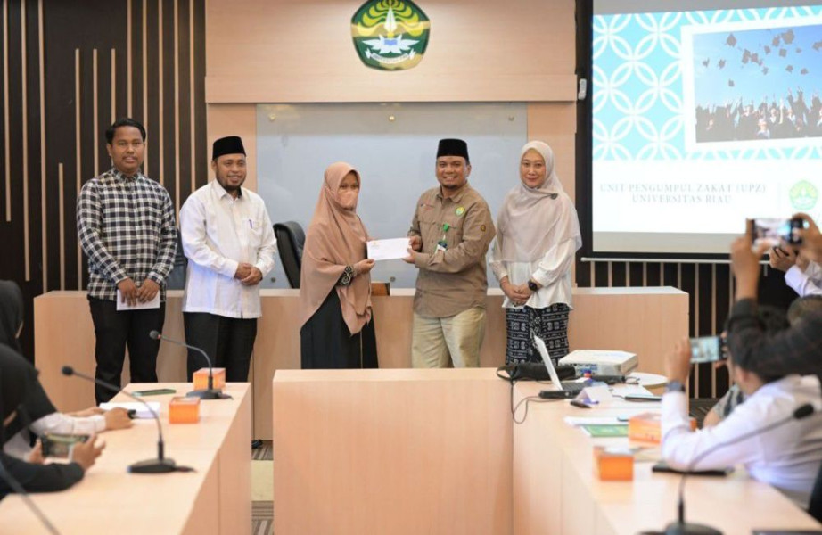 112 Mahasiswa UNRI Terima Bantuan Pembayaran UKT dan Skripsi Mahasiswa tak Mampu