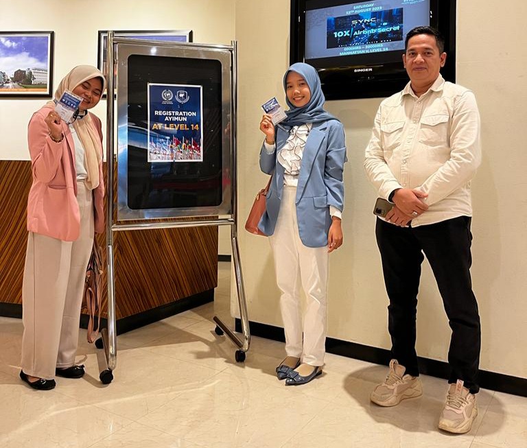 Naia dan Helen Wakili UIR Pada Konferensi AYIMUN di Malaysia