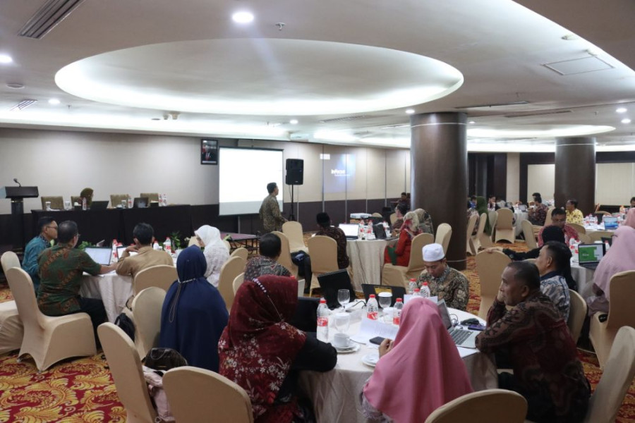 Lembaga Penjaminan Mutu UIN Suska Riau Gelar Pendampingan Penyusunan Borang AIPT