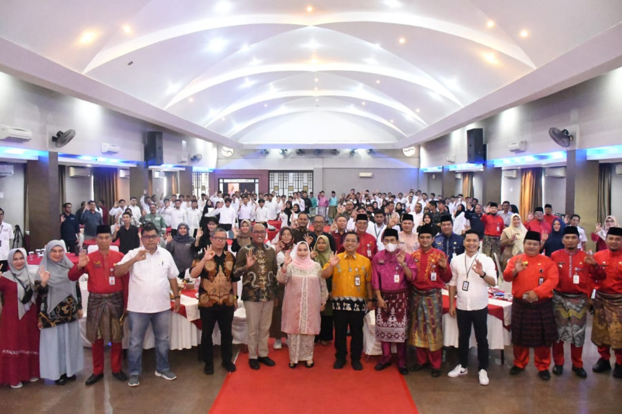 Kurangi Angka Pengangguran, Pemkab Bengkalis Bekali Tenaga Kerja Usia Produktif dengan Keahlian Khusus