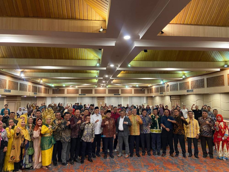 Wako Paisal Hadiri arasehan dan Temu Ramah Bersama IKA USU Riau
