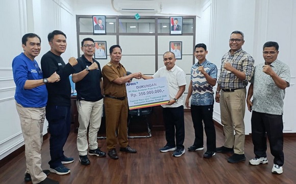 APRIL Dukung Pacu Jalur 2025 dengan Bantuan Lebih dari Rp700 Juta
