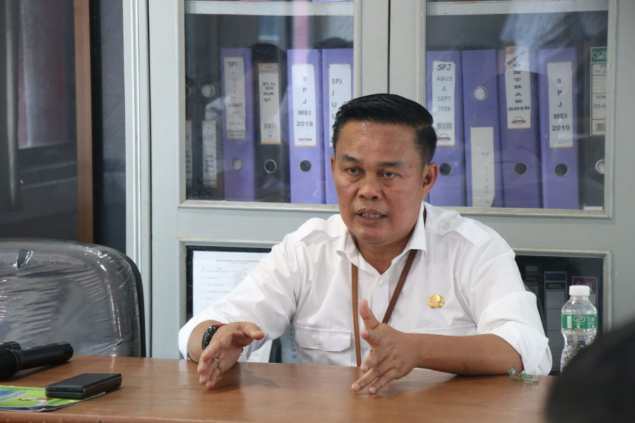 Pemko Pekanbaru Salurkan 10 Ton Beras Bagi 1.000 KK Korban Banjir