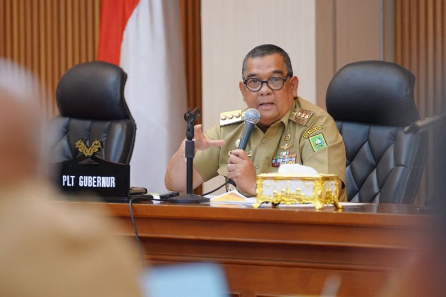 Gesa Realisasi APBD-P, Plt Gubri Minta Pejabat Pemprov Riau Tak Keluar Kota Hingga Akhir Tahun