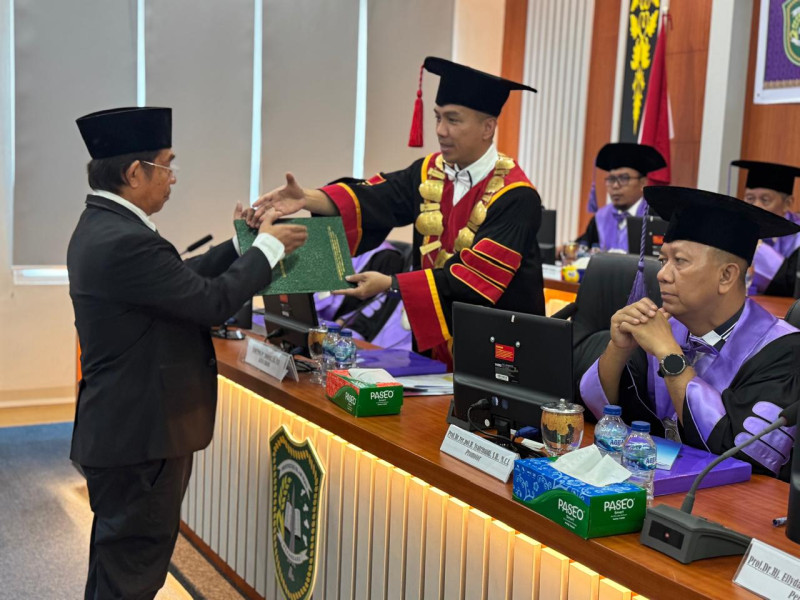 Ketua Baznas RI Prof Noor Achmad Jadi Penguji Eksternal Ujian Doktor di UIR, Dr Endar Muda Lulus dengan Pujian