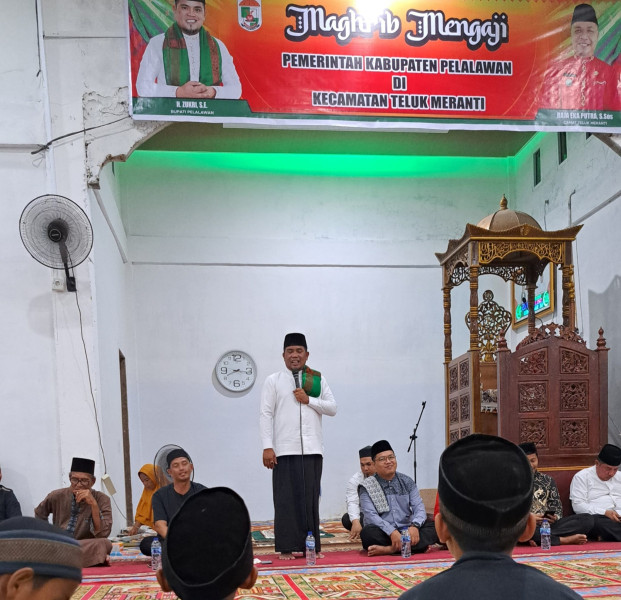 Bupati Zukri: Magrib Mengaji Dapat Menjalin Komunikasi Pemerintah Dengan Masyarakat