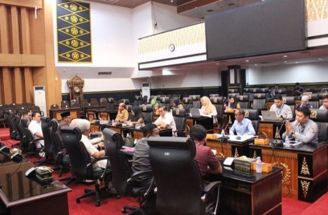 Komisi II panggil Rapat Manajemen PDAM Tirta Siak Pekanbaru