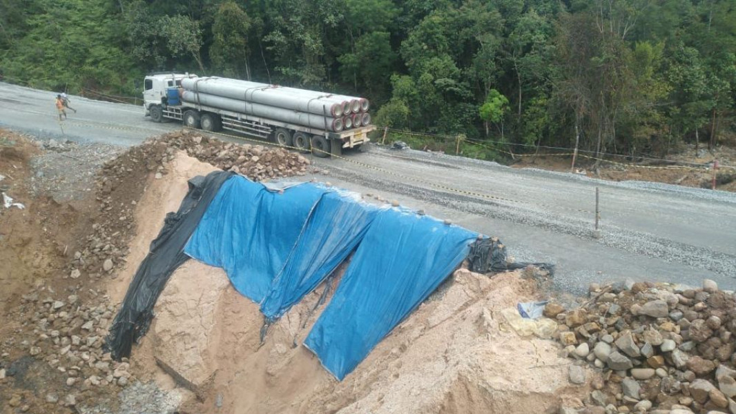 Hujan Deras, Jalan Lintas Riau-Sumbar di Kampar Sempat Kembali Longsor