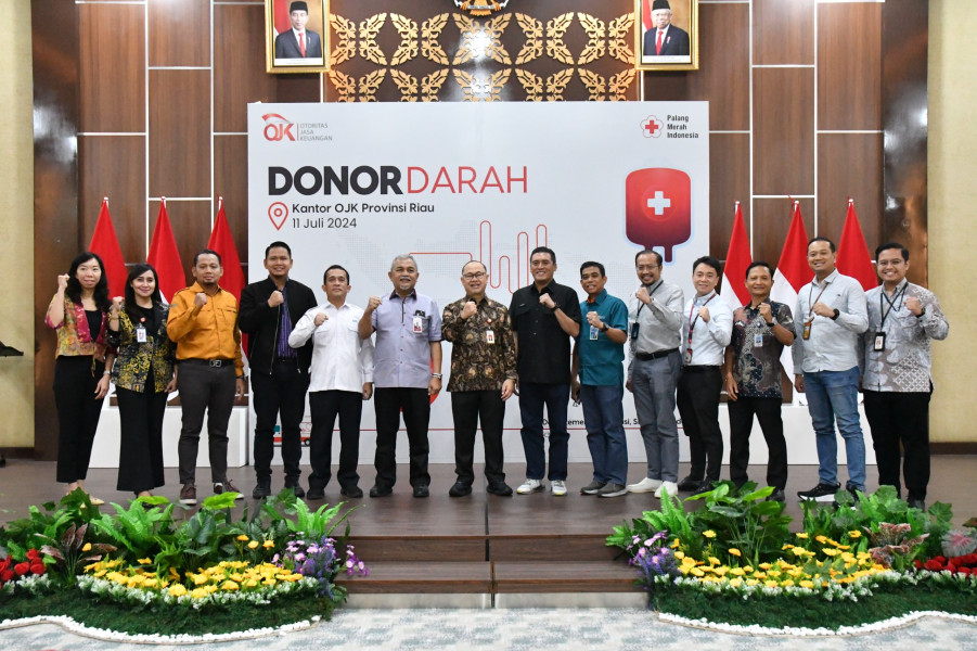 OJK Riau Gelar Donor Darah, Terkumpul 142 Kantong Darah