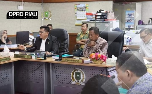 Komisi II DPRD Riau Adakan RDP degan Dinas PTPH Bahas Renja 2024