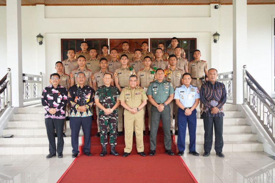 Gubri Edy Natar Terima Audiensi Taruna Akmil