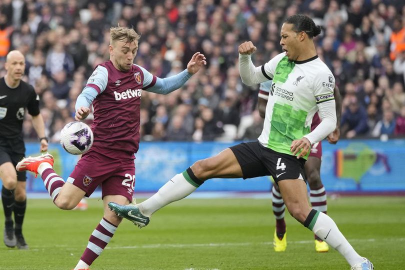 Premier League: West Ham Tahan Imbang Liverpool dengan Skor 2-2
