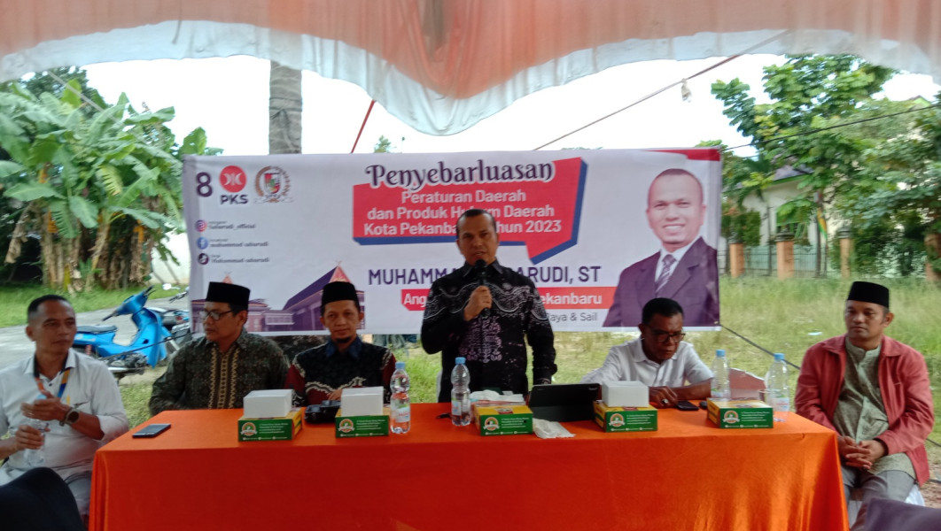 Sabarudi Laksanakan Penyebarluasan Perda di Jalan Segar Rejosari