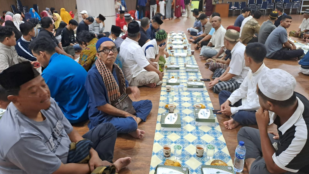 Pj Gubri dan Kepala OPD Siapkan 5000 Paket Berbuka di Masjid Raya An Nur