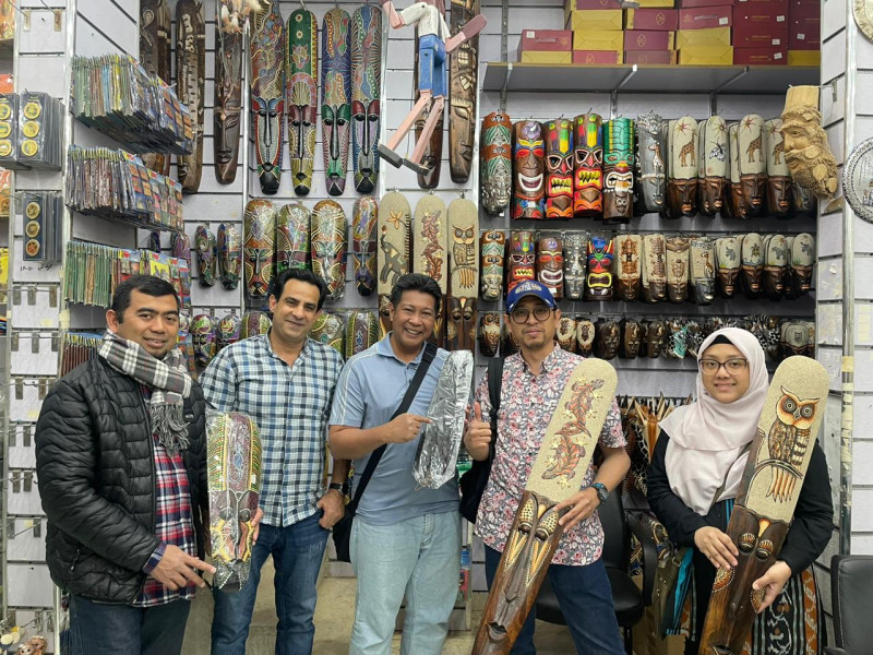 Kerajinan Tangan Indonesia Tetap Mewarnai Pasar Cenderamata di Sharm El-Sheikh