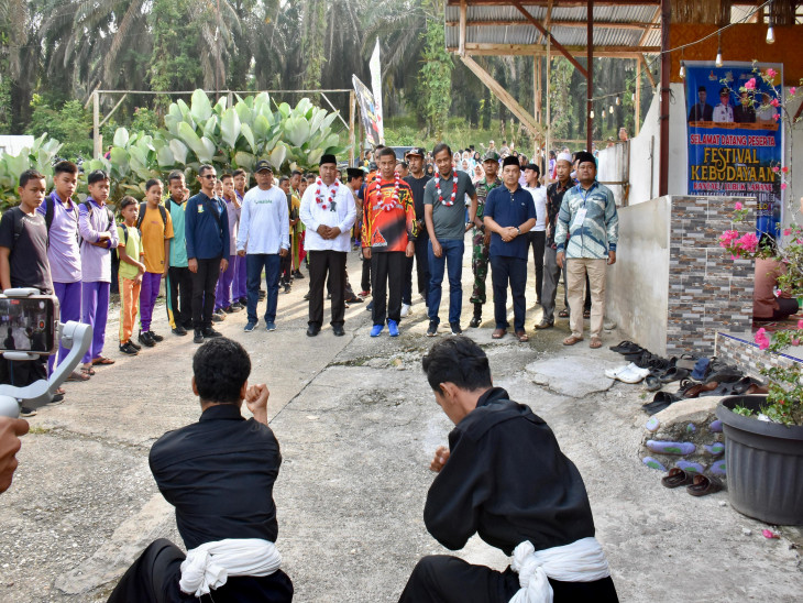 Pj Sekda Ahmad Yuzar Buka Lubuok Larangan Terpanjang di Kabupaten Kampar