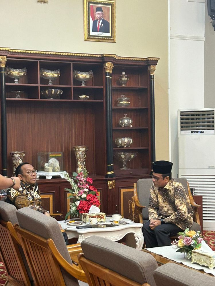 Pj Gubri Audiensi dengan Dewan Dakwah Islamiyah Indonesia Riau