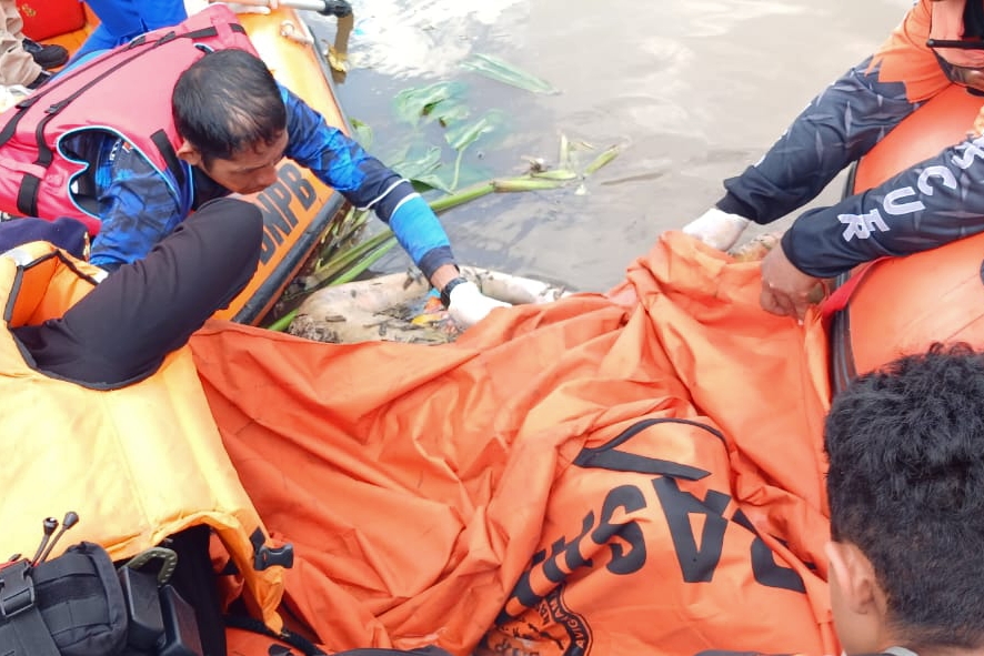 Hilang Tenggelam di Sungai Siak, Jasad Anak Usia 13 Tahun Ditemukan di Pulau Semut