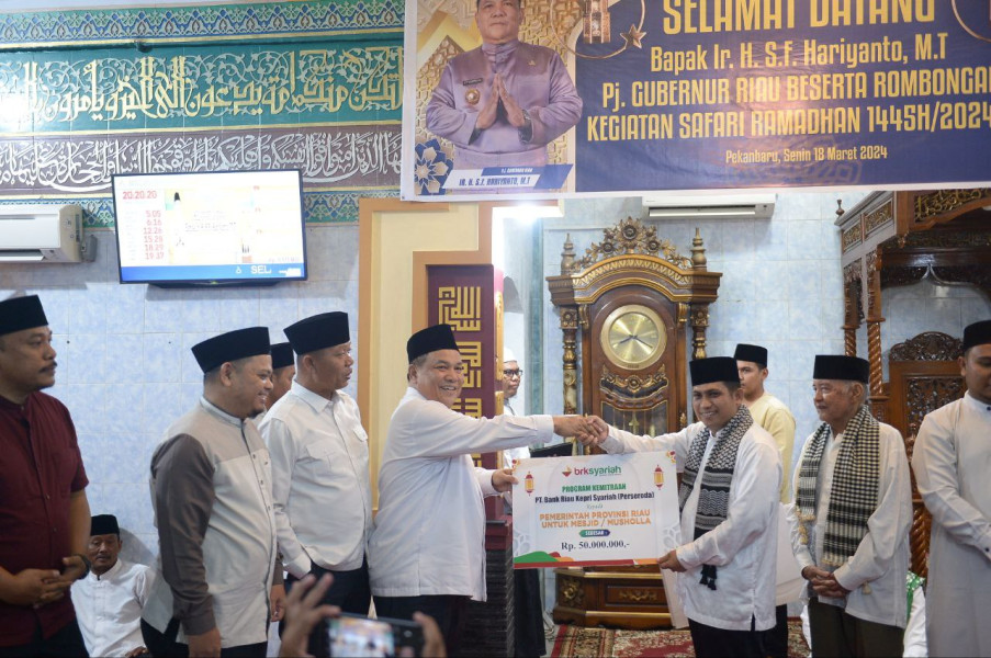 Pj Gubri Safari Ramadan 1445 H di Masjid Ibadah Pekanbaru