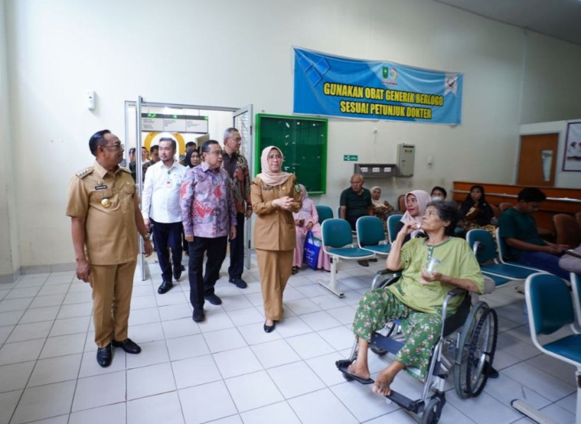 Pj Gubri Bersama Komisi IX DPR RI Kunjungi RSUD Arifin Achmad Pekanbaru