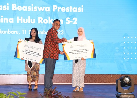 Raih Beasiswa PHR Jenjang S2 ke Amerika, IBunga Berjanji Akan Kembali ke Riau