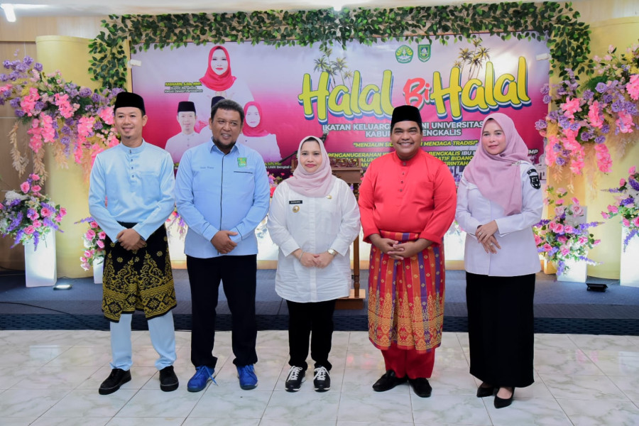 Bupati Kasmarni Hadiri Halal bi Halal IKA-UNRI