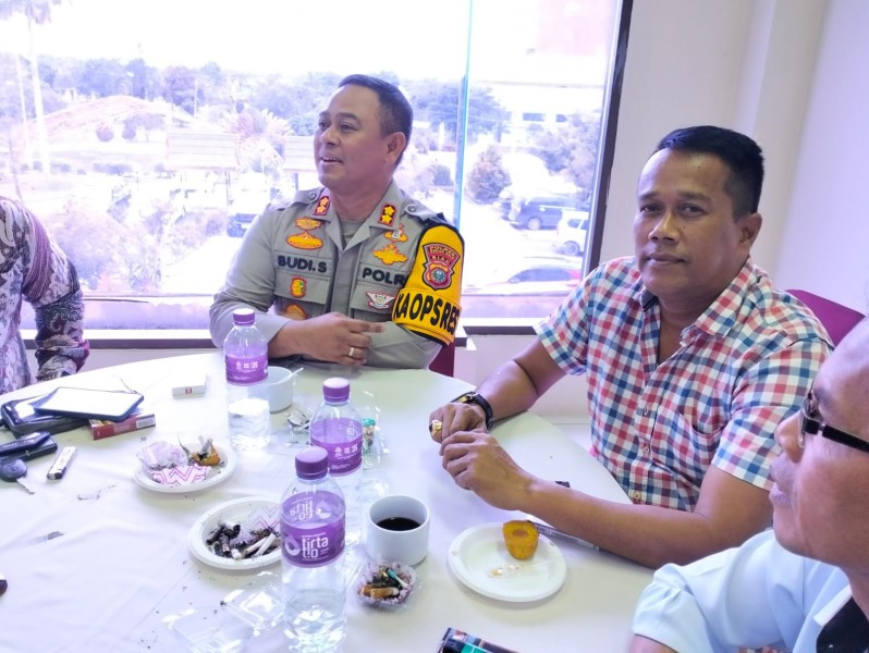 Puluhan Heaktare Hutan di Desa Sialang Jaya-Rohul Terbakar