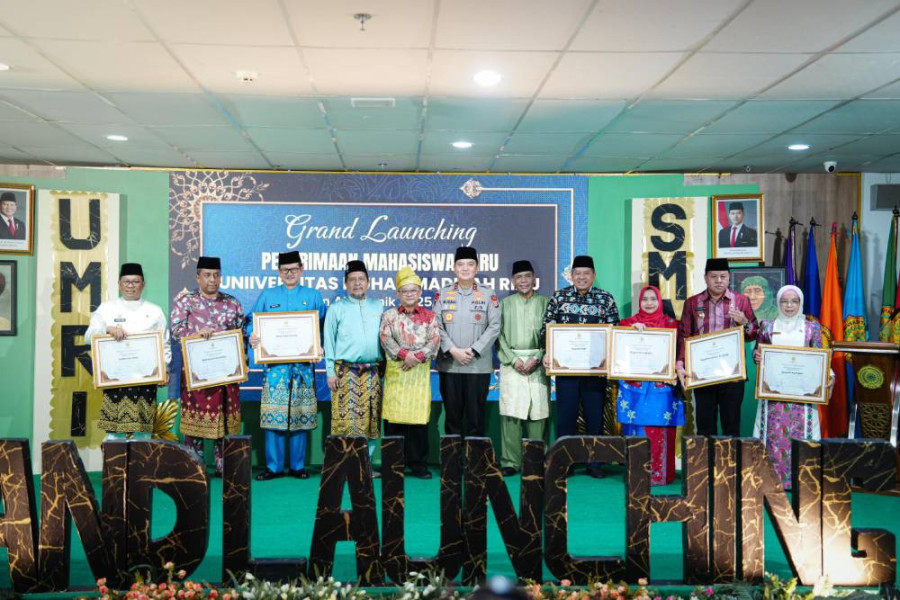 Wali Kota Dumai Raih Anugerah Kepala Daerah Inspiratif dari Universitas Muhammadiyah Riau