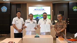 UNRI dan Pemkab Kuansing Tandatangani Kontrak Swakelola Kerja Sama