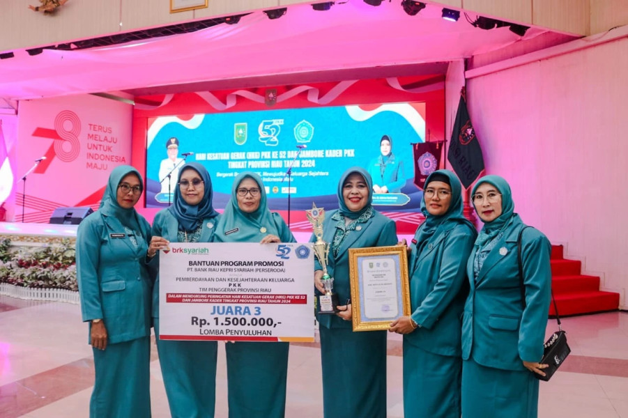 Tim PKK Meranti Raih Juara 3 Lomba HKG PKK Riau