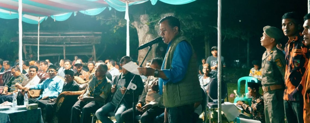 Hadir Berudiensi di Desa Tanjung KHS, Bupati Ajak Masyarakat Manfaatkan Momen Pacu Jalur Sebagai Ladang Usaha