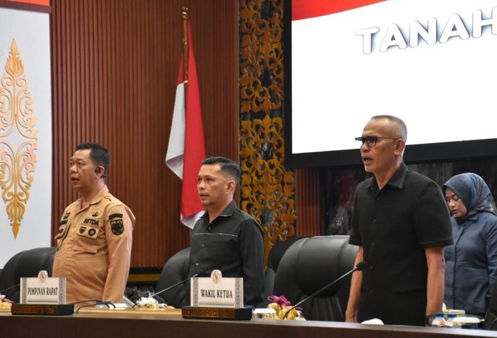 DPRD Pekanbaru Gelar Paripurna Penyampaian Pandangan Fraksi Terhadap Ranperda RPJPD