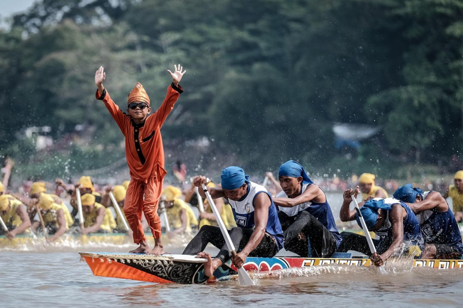Bupati Sebut Festival Pacu Jalur 2024 Bakal Dibuka Gibran Raka Buming Raka