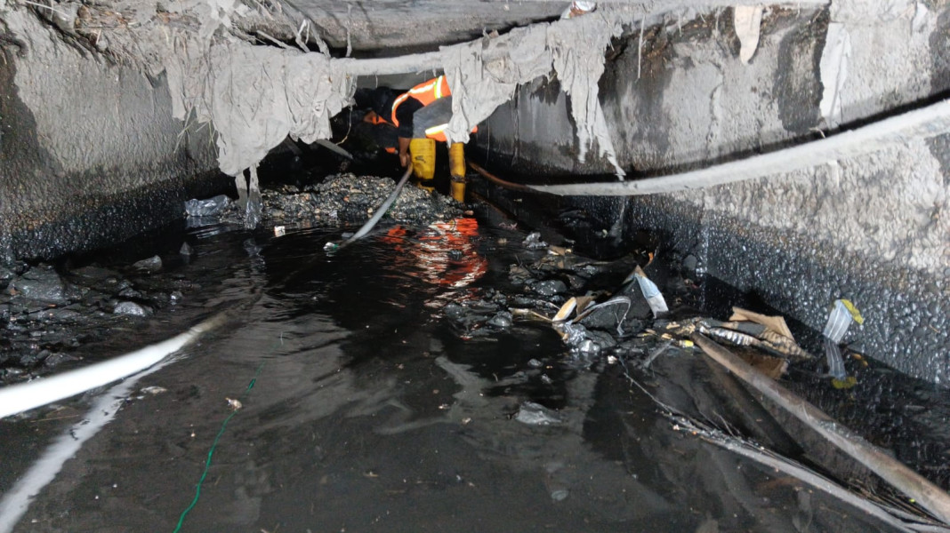 Banjir di Fly Over Pasar Pagi Arengka, Ini Penyebabnya