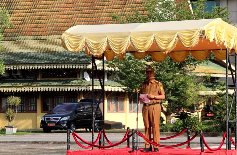 Pj Bupati Inhil Herman Pimpin Apel Pagi Masuk Kerja Pasca Libur Lebaran Idul Fitri