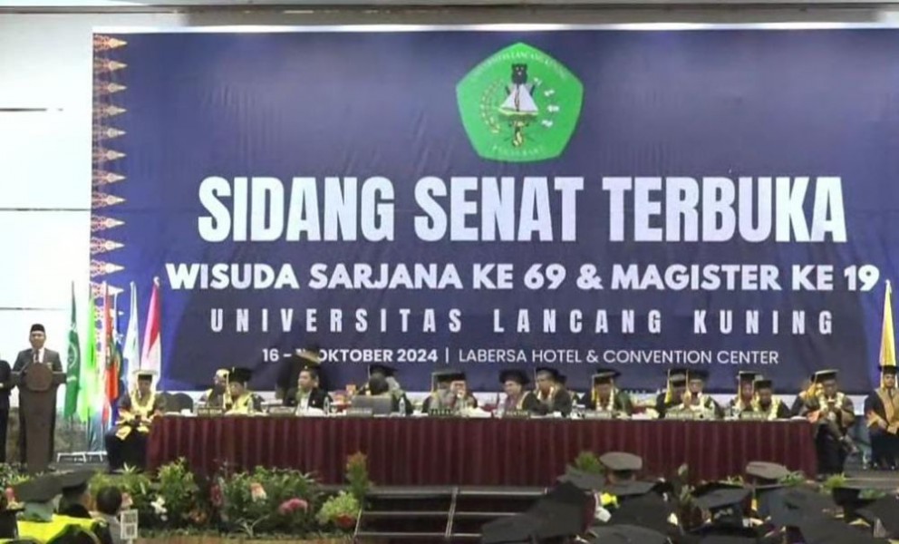1.005 Mahasiswa Universitas Lancang Kuning Diwisuda