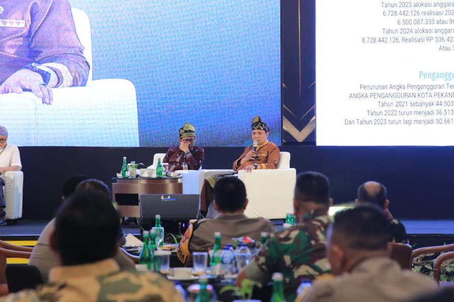Pj Walikota Pekanbaru Jadi Pemateri di Rapim TNI-Polri