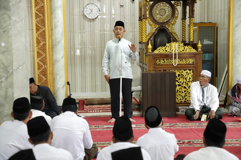 Pj Bupati Inhil Herman Buka Bimbingan Manasik Haji Gabungan Kecamatan Keritang Dan Kecamatan Kemuning