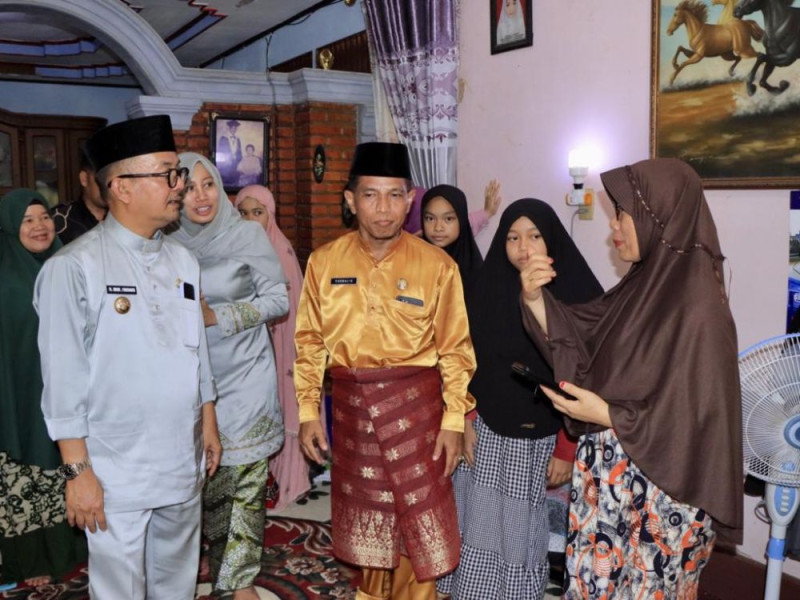 Pj Bupati Tinjau Kafilah MTQ Kampar untuk Berikan Semangat