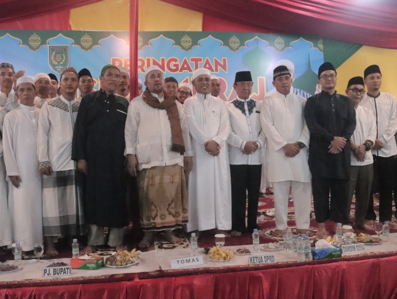 Pj Bupati Inhil Gelar Peringatan Isra' Mi'raj di Rumah Dinas, Ini Pesannya