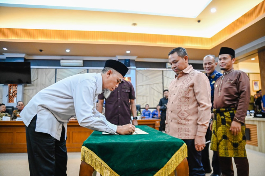 Rapat Bersama Gubernur Riau, Wali Kota Dumai Tekankan Pentingnya Dukungan Bappenas dan CSR