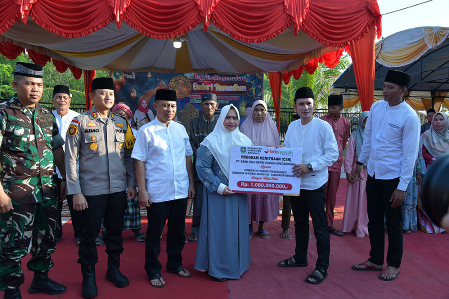 Bupati Safari Ramadhan Perdana di Masjid As-Salam Rupat Utara