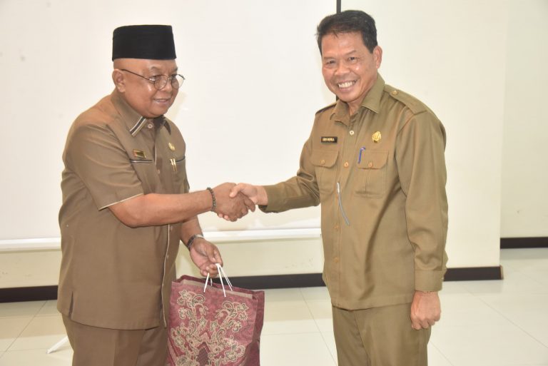 Tekan Inflasi, Pemkab Inhil Teken MoU dengan Pemkab Agam