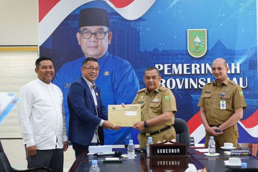 Jelang Pelantikan, Pengurus PWI Riau Audiensi dengan Gubri