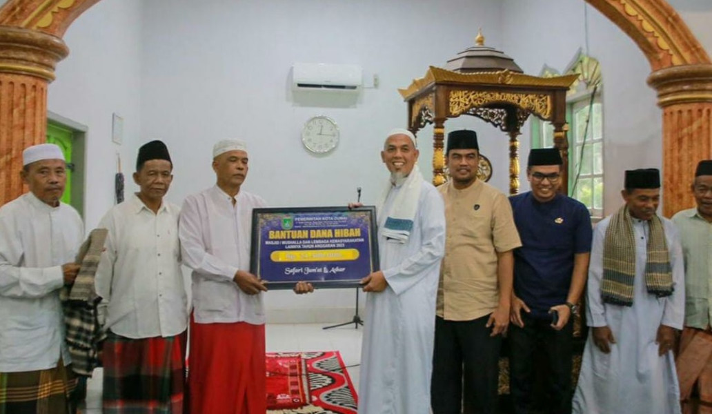 Wali Kota Dumai Laksanakan Safari Jumat di Masjid Darussalam Kelurahan Kampung Baru