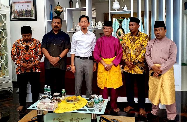 Ditemui Konsul Malaysia, Annas Maamun Banyak Berikan Wejangan