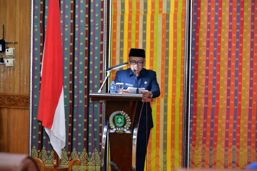 Bahas Dua Ranperda, Wabup Bengkalis Jawab Pandang Umum Fraksi